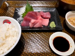 大阪市福島で旨いマグロのランチが食べれる有名店 市場カフェ黒銀 大阪旨い飯グルメ情報まとめサイト