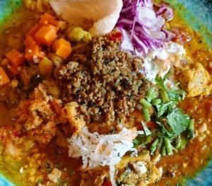 大阪福島で行列ができる本格スパイスカレーが旨いお店【スパイスカリー大陸】